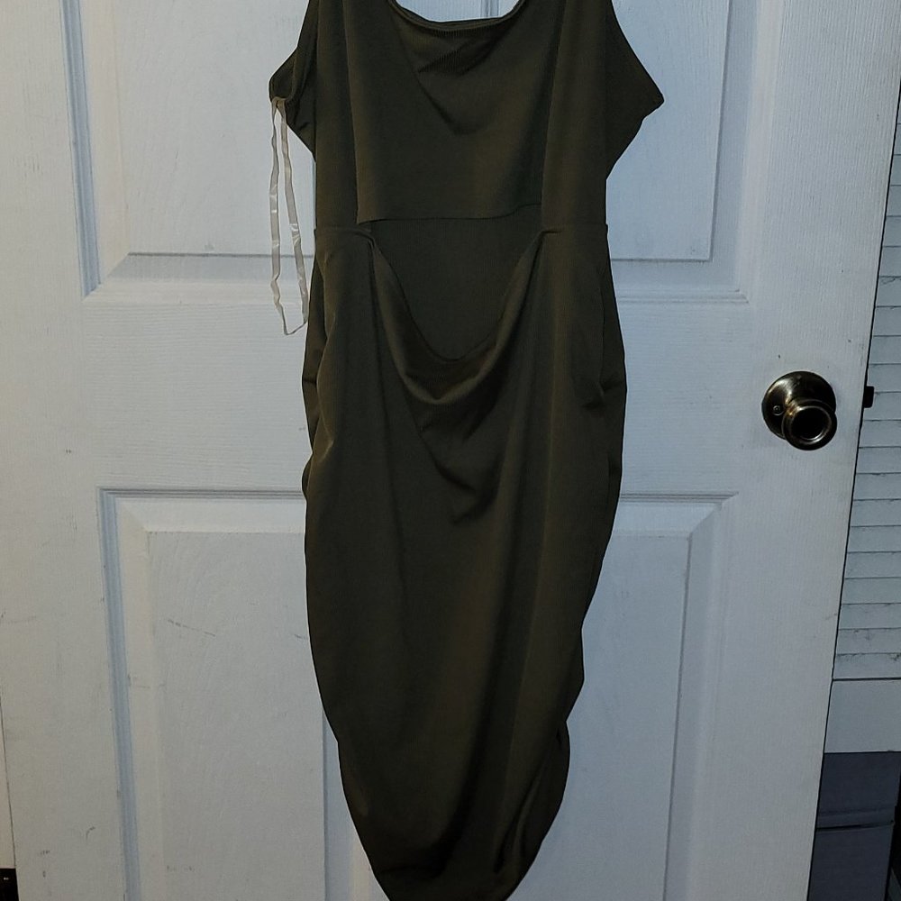 Derek Heart Open Belly Olive Green Dress